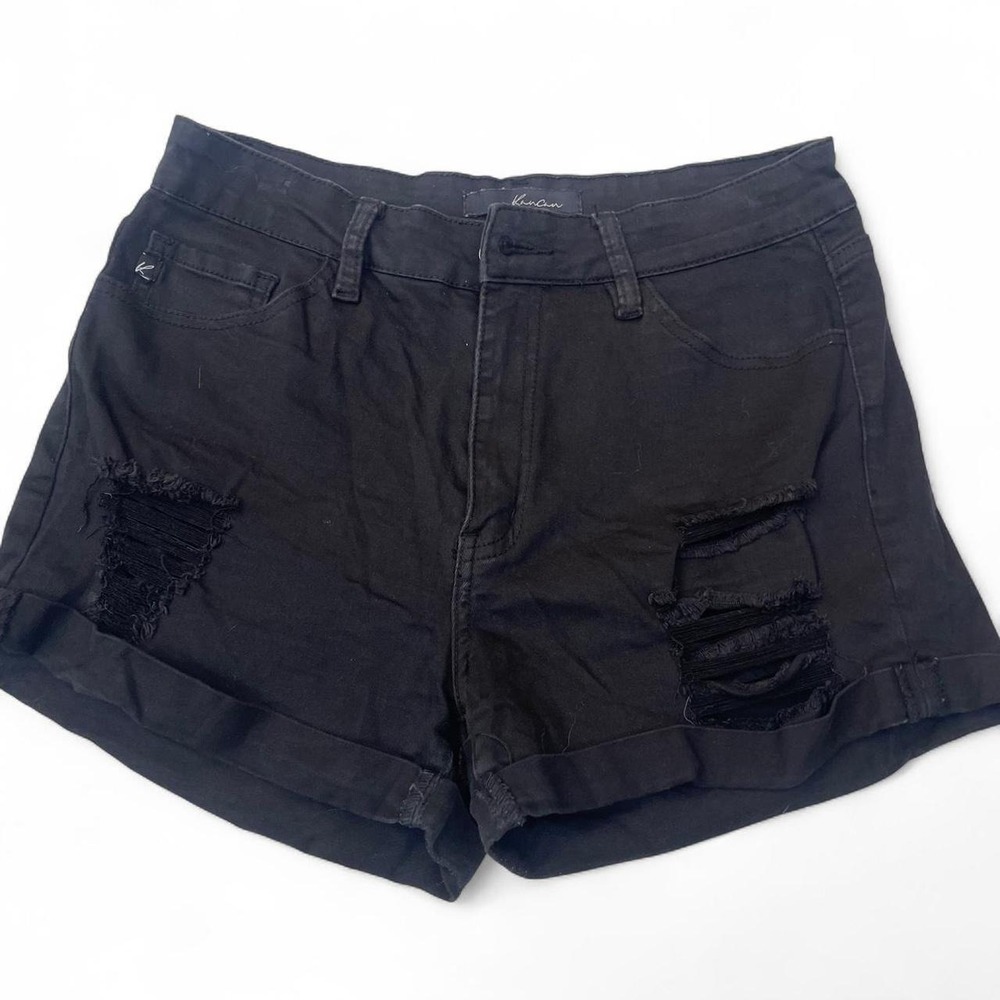 Black‎ distressed shorts